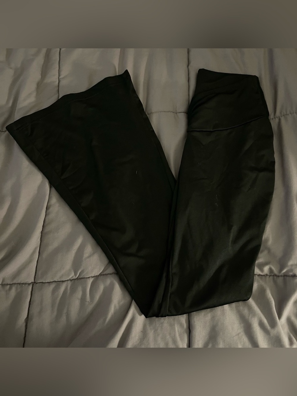 SHEIN Black High-Waist Flare Leggings